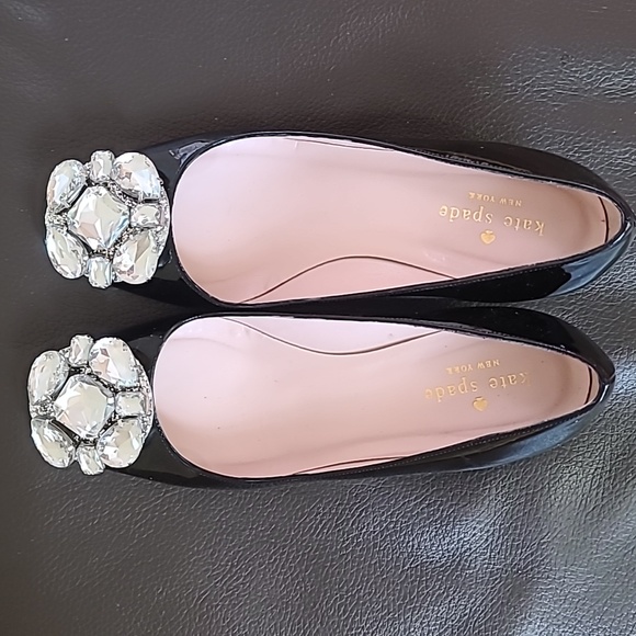 Shoes - Picture 7 of 9